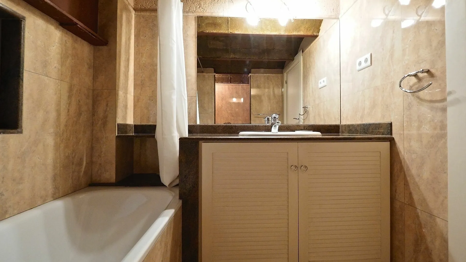 Paseo De Gracia Design Apartment Barcelona Spain