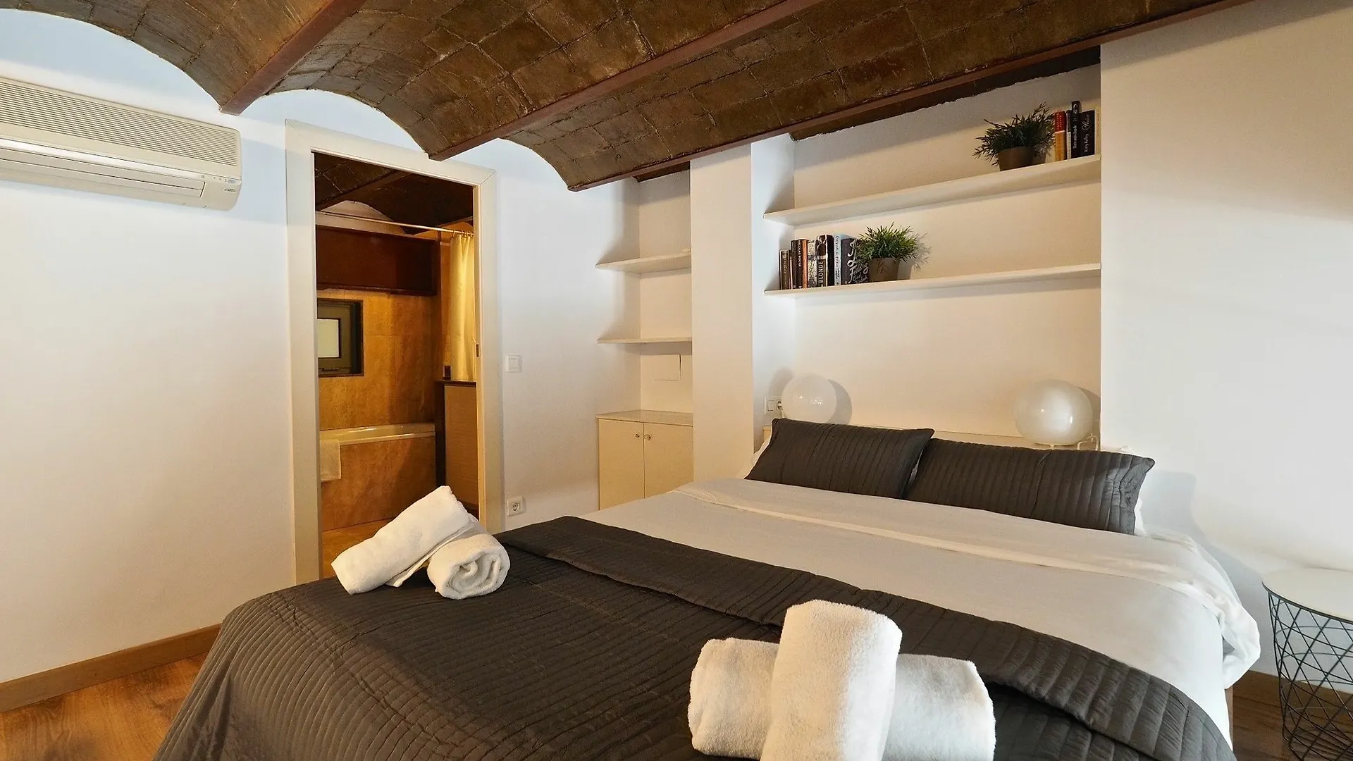 Paseo De Gracia Design Apartment Barcelona
